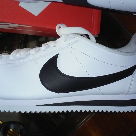 nike cortez dsw